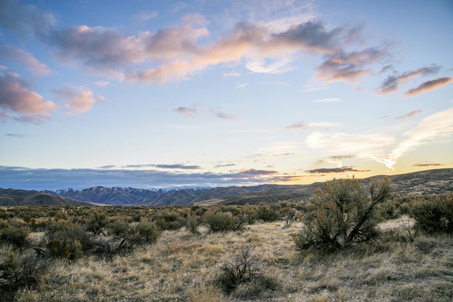 GTA VI’s Delay Rumors Are Sending Open-World Fans Back to RDR2 Wide open western landscape at sunset, evoking the setting of Red Dead Redemption 2