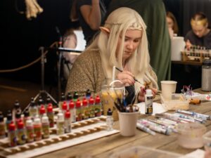 EA’s Dragon Age: The Veilguard Slump Is Reviving Origins Runs A fantasy RPG game environment representing the Dragon Age series aesthetic